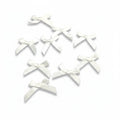 Kleine ecrufarbene Schleifen (20x30mm)