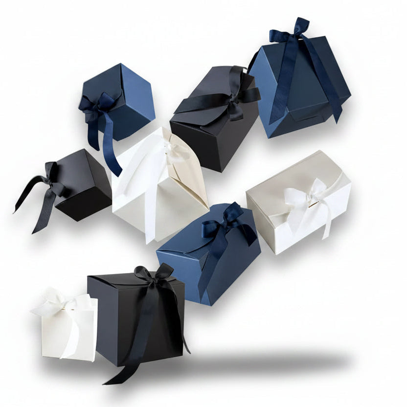 Luxe geschenkdoos met strik - Kubus - Koningsblauw kraft - Grace FSC®